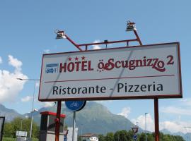 Hotel O'Scugnizzo 2, hotel a Belluno