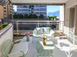 ☆ Central Apartment | Terrace & Private Parking ☆