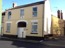 No. 2 Smith Cottages, hotel in Langport