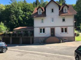 Zum waldfrieden, kuća za odmor ili apartman u gradu 'Neuhof'