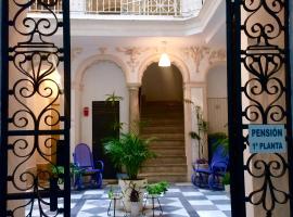 Pensión Cádiz, homestay in Cádiz