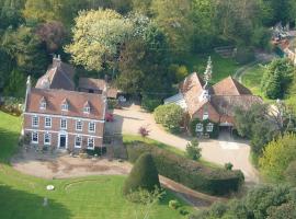 Brackenborough Hall Coach House - Stables, hotell i Louth