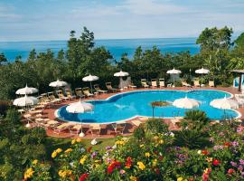 Hotel Tirreno, hotel v destinácii Parghelia