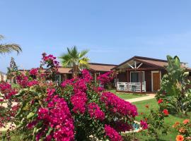 Sedir Park - Beach Bungalow, hotel with parking in Kargicak