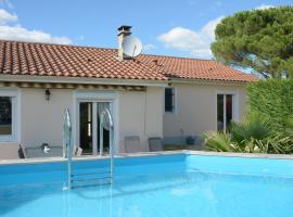 La rousselie, casa per le vacanze a Rouffignac Saint-Cernin