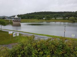 Haus am See, hotel with parking in Wetterburg