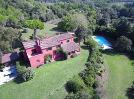 Villa Tra Verde e Mare, hotel in Livorno