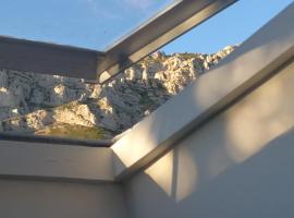 petite maison dans le parc national des calanques，馬賽蘇吉通峽灣（Calanque de Sugiton）附近的飯店