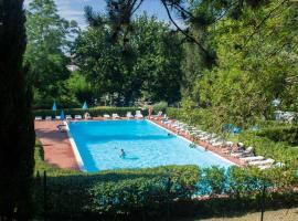 Glamping Siena, tented camp a Siena