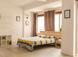 Big Room Holiday Alicante