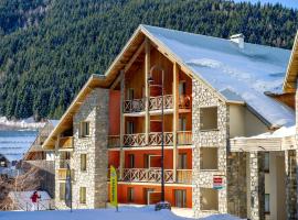 Résidence Capfun Couleurs Soleil, Oz en Oisans, hotel in Oz