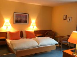 Hotel Eintracht, hótel í Oberbipp