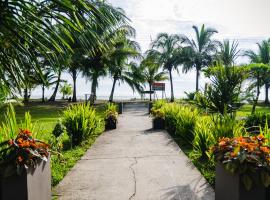 Hotel Tortuguero Beachfront, hotell sihtkohas Tortuguero