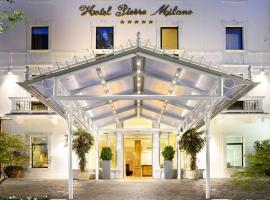 Hotel Pierre Milano, hotel v Miláně