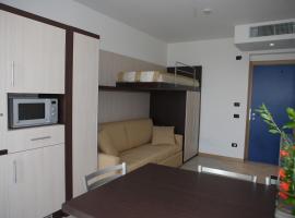 Eraclea Palace Appartements, hotel em Eraclea Mare