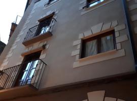 Allotjament turístic Cal Minguell, apartma v mestu San Lorenzo de Morunys