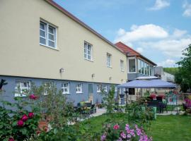 Ranchzimmer am Hippo-Campus Reit- und Therapiezentrum, cheap hotel in Deutsch Haslau