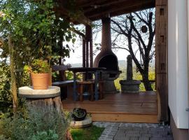 Apartma Lipek, ξενοδοχείο σε Pristava
