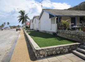 Ocean View Apartments, hotel cerca de The Dales, Flying Fish Cove