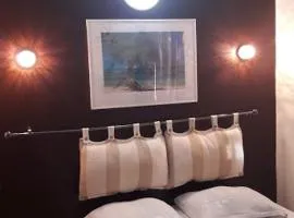 생드니에 위치한 호텔 Hotel Du Centre