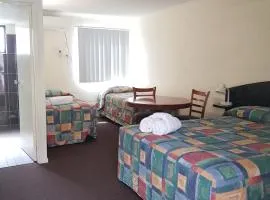 Harbour Lodge Motel