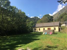 Gîte Espace et Montagne, self-catering accommodation in Aragnouet