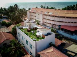 Blue Water Boutique Hotel, hotel in Negombo