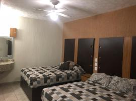 Hotel del Carmen, hotel en León