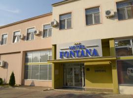 Hotel Fontana: Baçka Palanka şehrinde bir otel