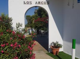 Hostal Los Arcos, gostišče v mestu Vejer de la Frontera