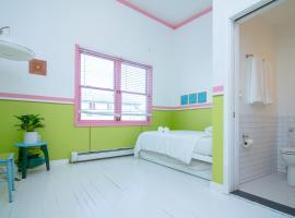 The High Tide #8 Condo, hotel a Far Rockaway