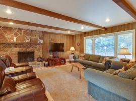 Cottage of Course - Permit #3092, accessible hotel in Estes Park