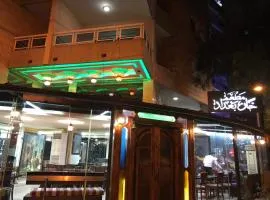 Zora Suites