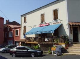 Le Bravard: Jumeaux şehrinde bir otoparklı otel