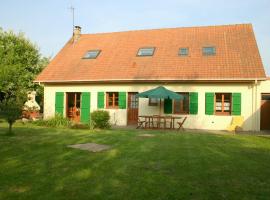 St Josse Farmhouse - Nr Le Touquet, готель з парковкою у місті Saint-Josse