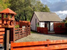 The Wee Ludging Cottage, hotel v mestu Dunoon