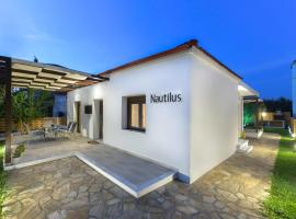 Νautilus luxury apartments, hôtel à Ierissos