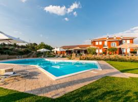 Il Podere di Marfisa, hotel na may mga hot tub sa Farnese