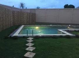 Apries de Sais - villa de standing avec piscine