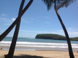 La Sagesse Hotel, Restaurant and Beach Bar, hotel v destinaci Content