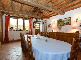 Chambres d'hôtes L'Hirondelle, bed & breakfast σε Girondelle