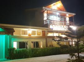 Arora Inn, hotel v Máfusi