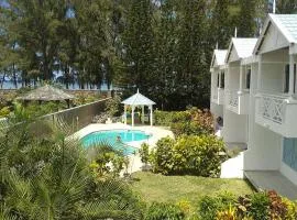 Beach Front Bungalow- Flic en Flac