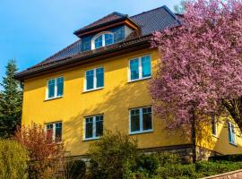 Apartment with sauna in Sch nbrunn Thuringia, Ferienunterkunft in Schönbrunn