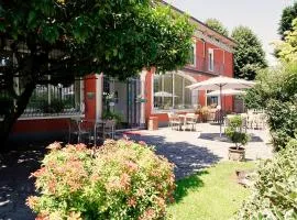Hotel De La Ville