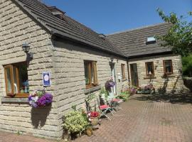 Innisfree Cottage, cottage di Eyam