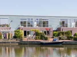 Nautic Rentals - Marinapark Oude-Tonge, hotel v destinaci Oude-Tonge