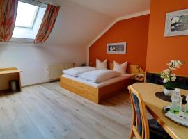 Gasthof Huber, bed and breakfast en Wels