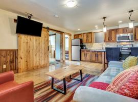 Wall Street Suites, motel di Bend
