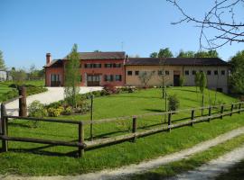 Agriturismo Cornolere, hotel with parking in Castelcucco